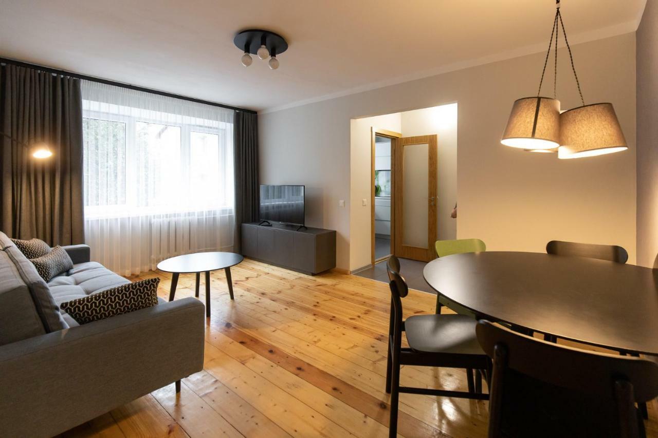 City Center Gauja Apartment Valmiera Buitenkant foto